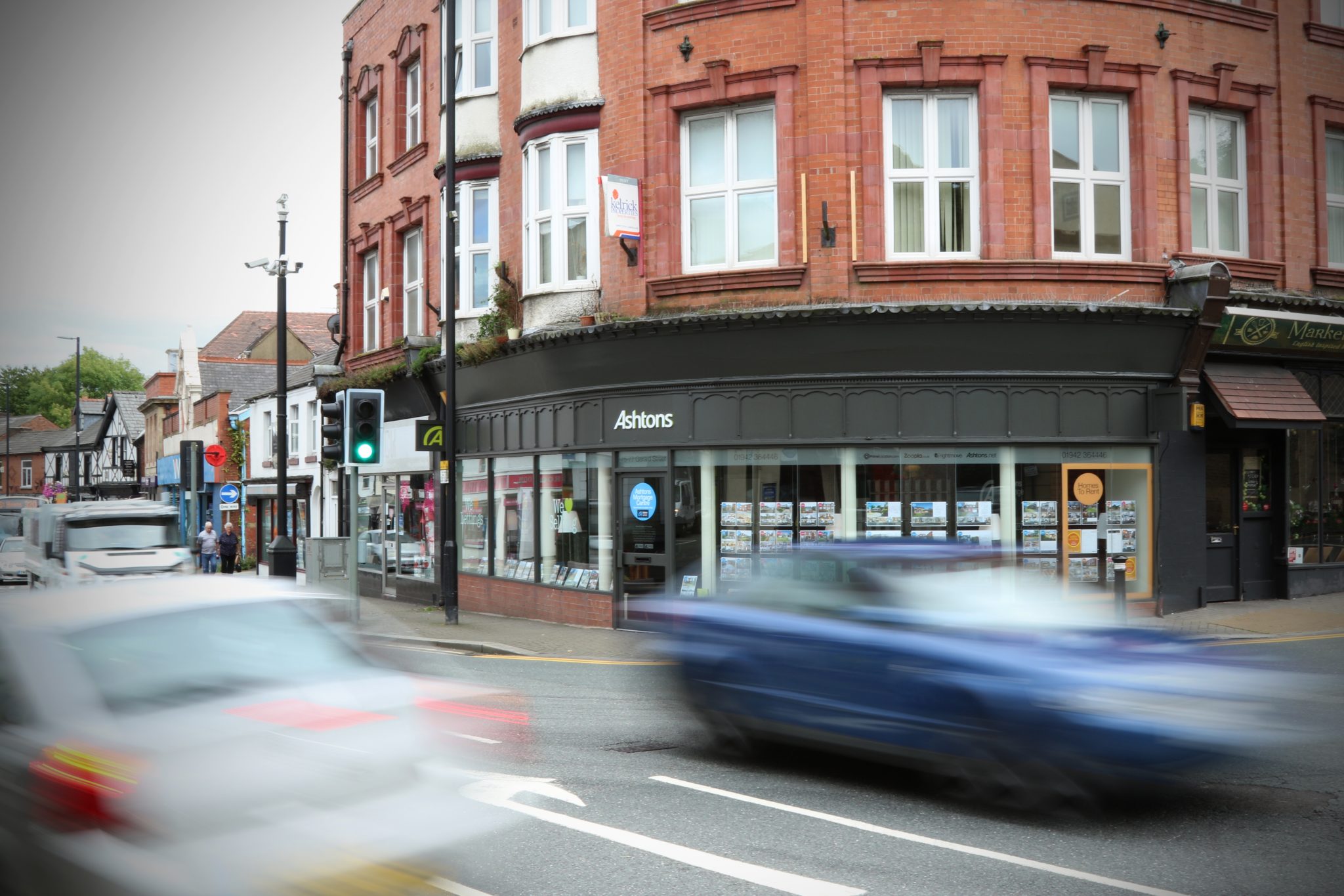 Ashton Car Blur Ashtons Estate Agency