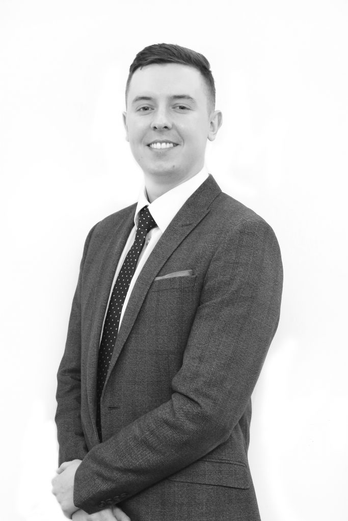 JamesFS Ashtons Estate Agency